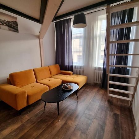 Dp Art 4 Old Town Self Check In Apartamento Kaunas Exterior foto