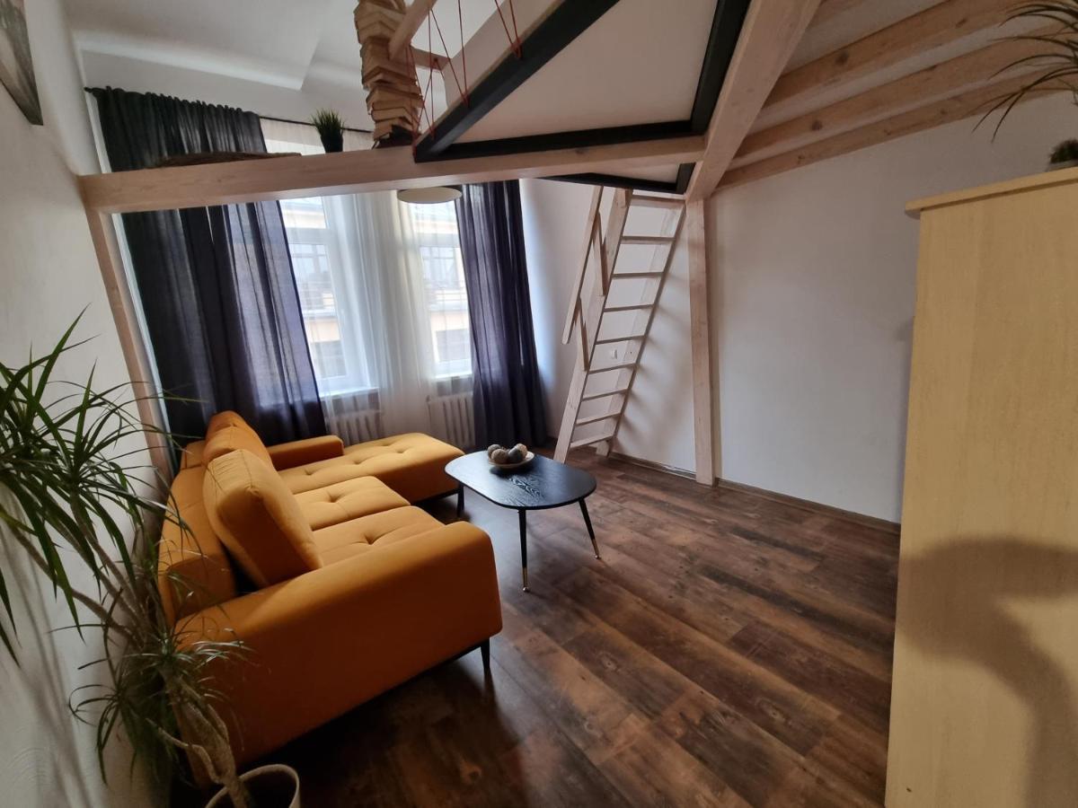 Dp Art 4 Old Town Self Check In Apartamento Kaunas Exterior foto
