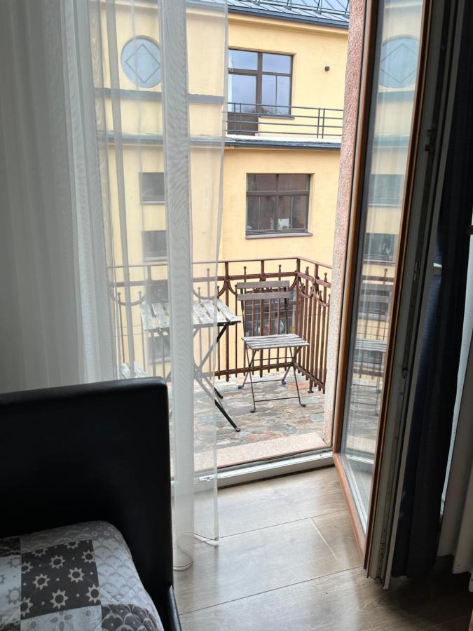 Dp Art 4 Old Town Self Check In Apartamento Kaunas Exterior foto